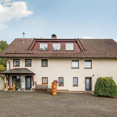 Doemer Apartman *